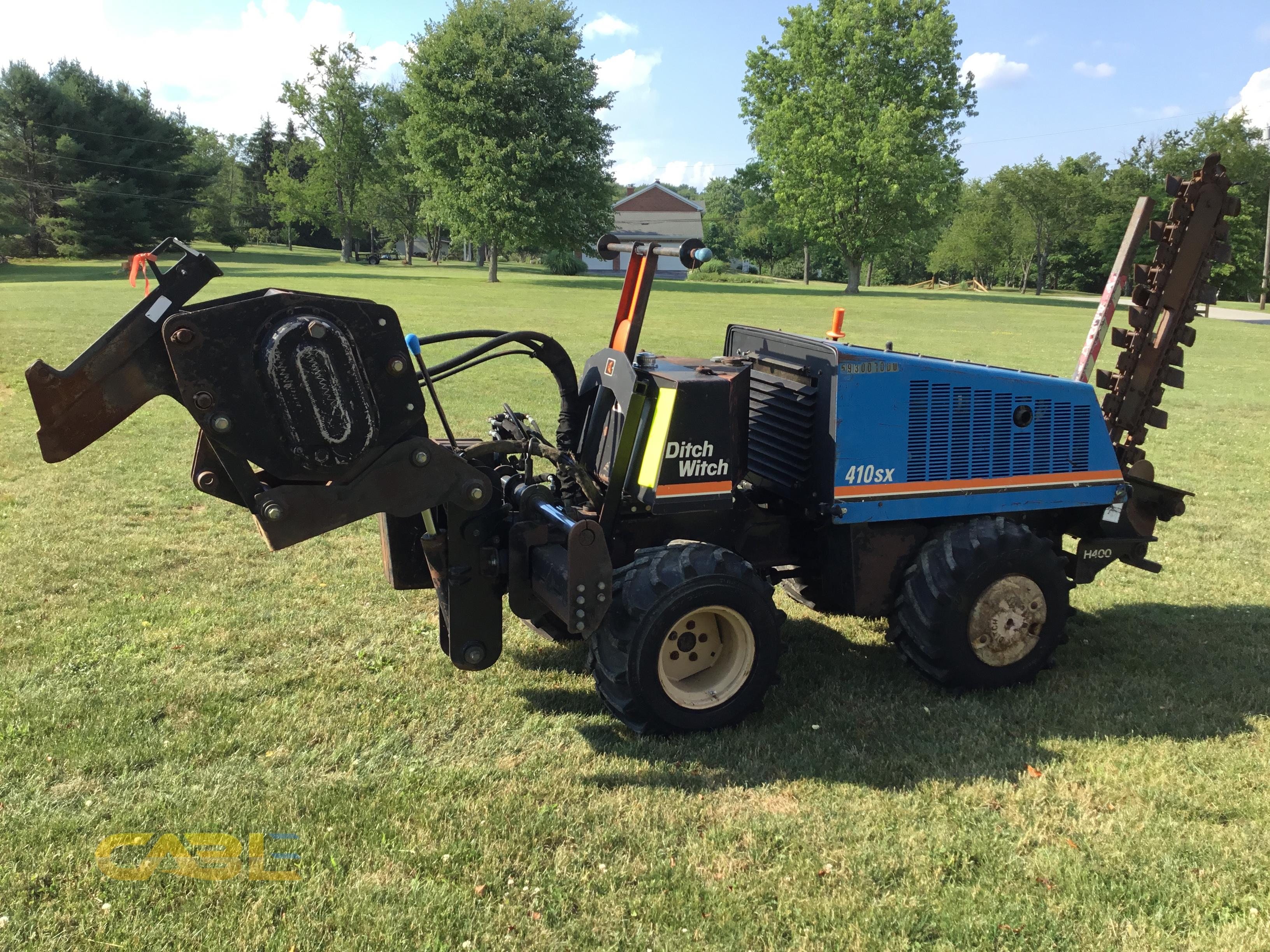 Pictures (Ditch Witch 410SX Trencher with Trailer)