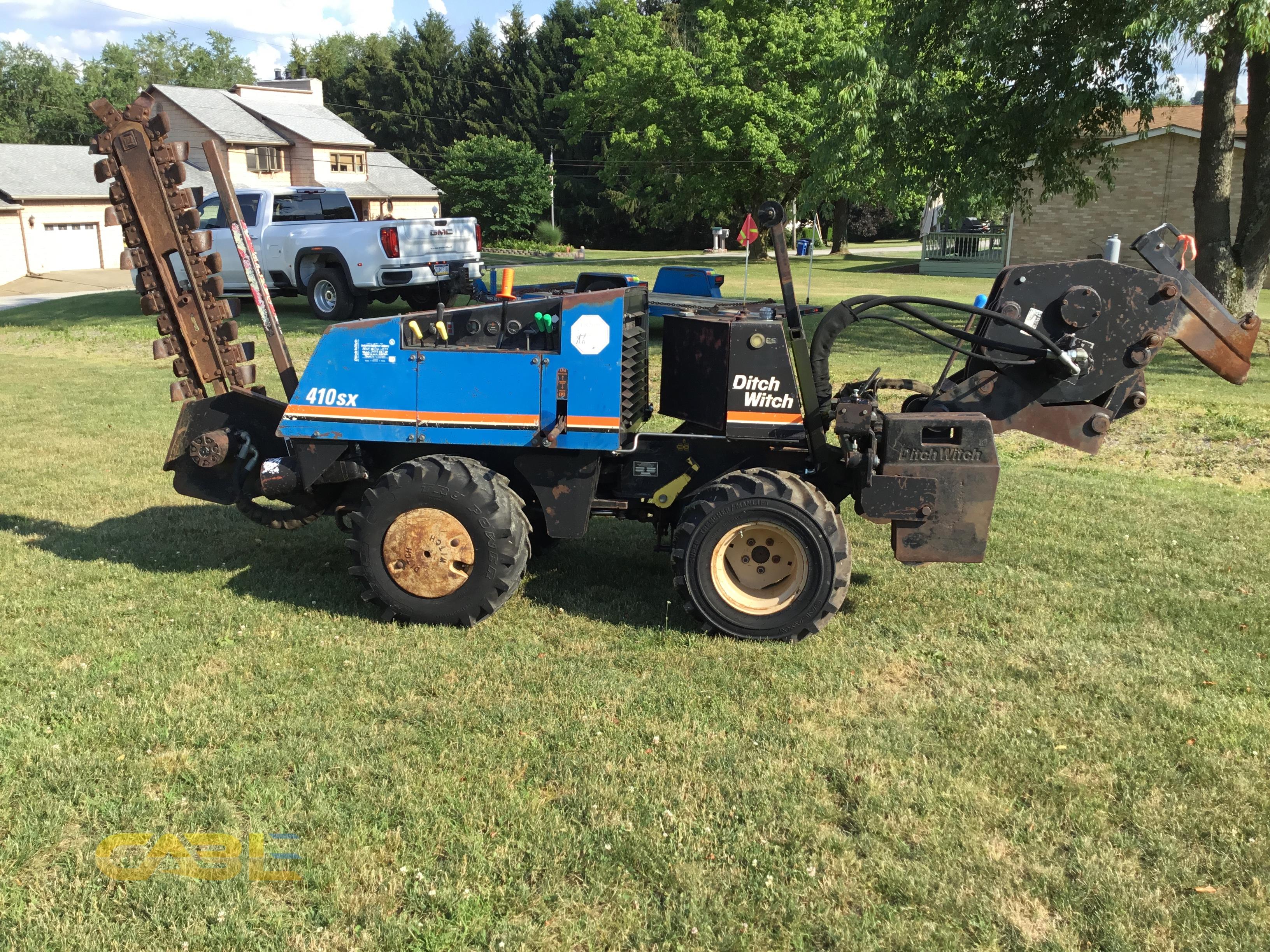 Pictures (Ditch Witch 410SX Trencher with Trailer)