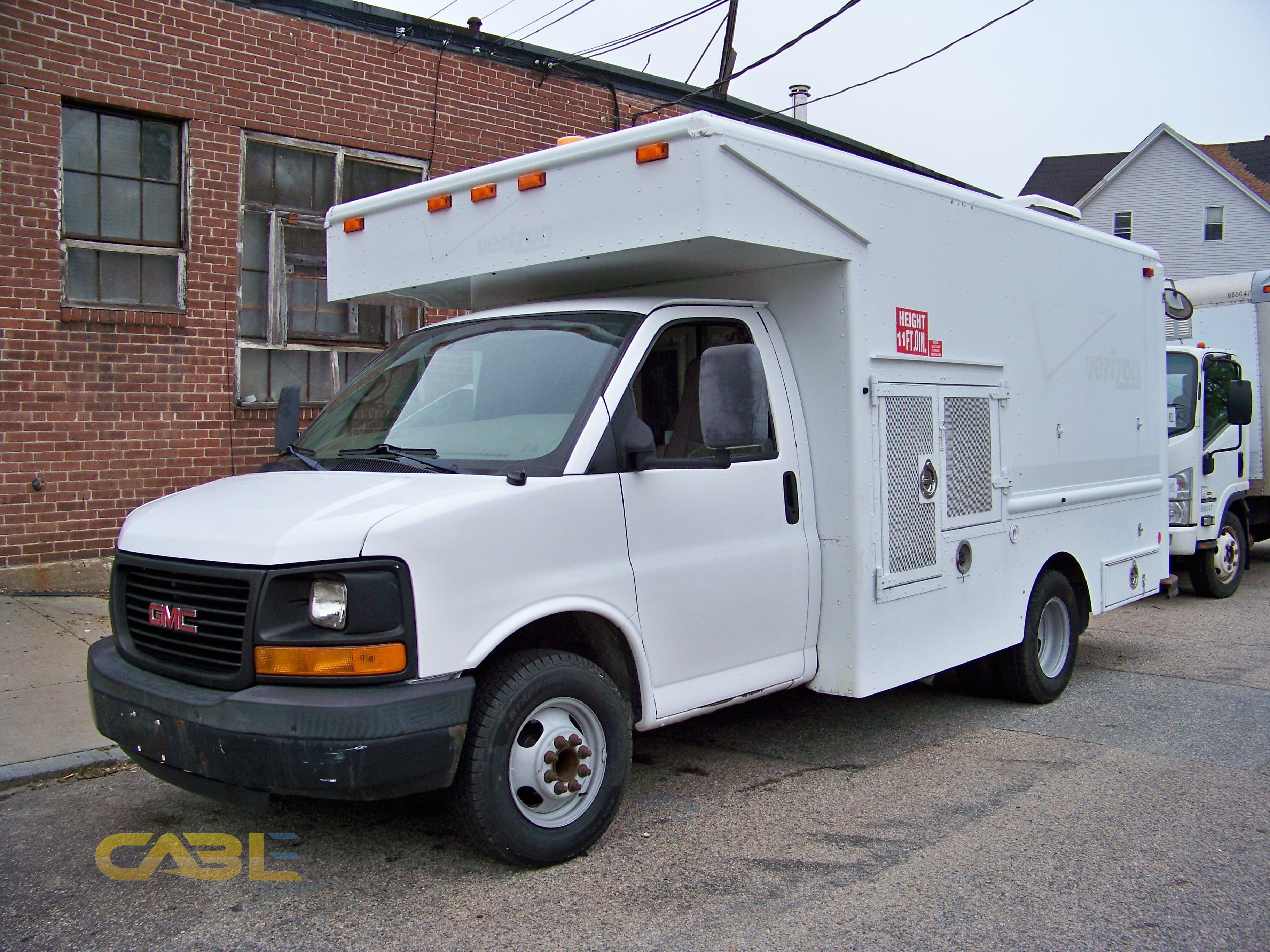 Pictures (2007 GMC G3500 FIBER OPTIC SPLICING LAB/ TRUCK)