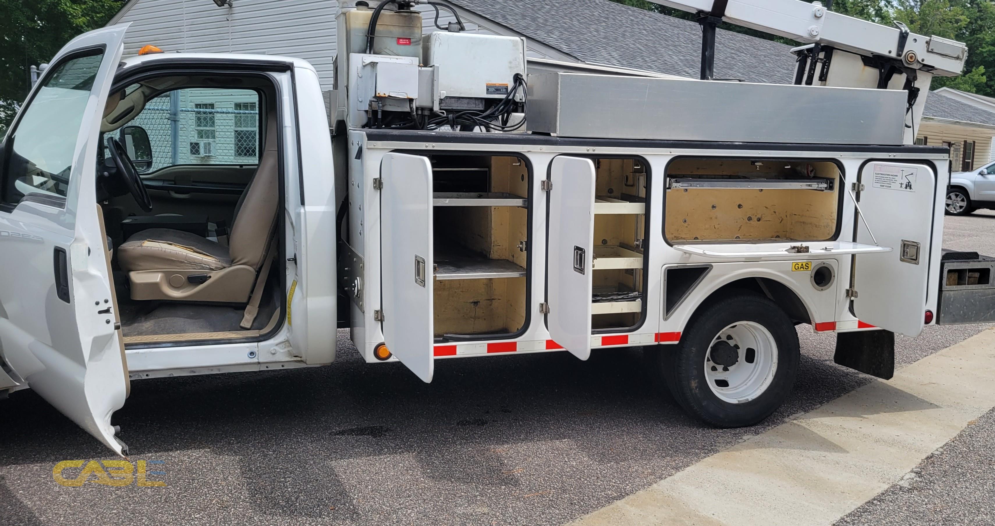 2006 Used Verizon Bucket Truck with Generator