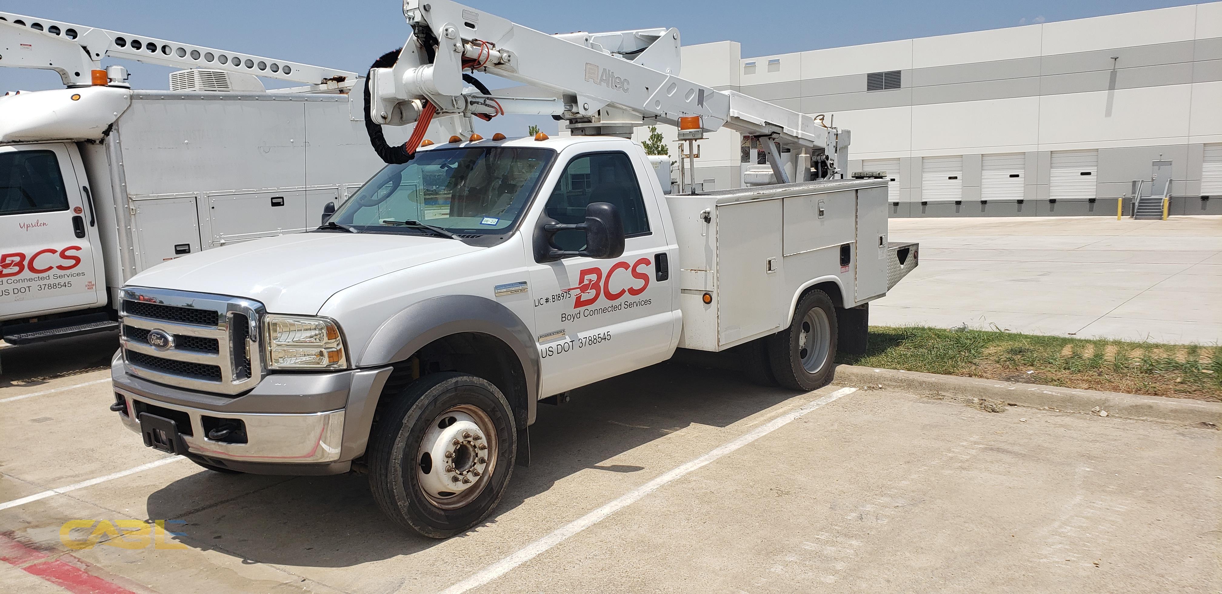 2005 Ford F550 Altec Bucket Truck