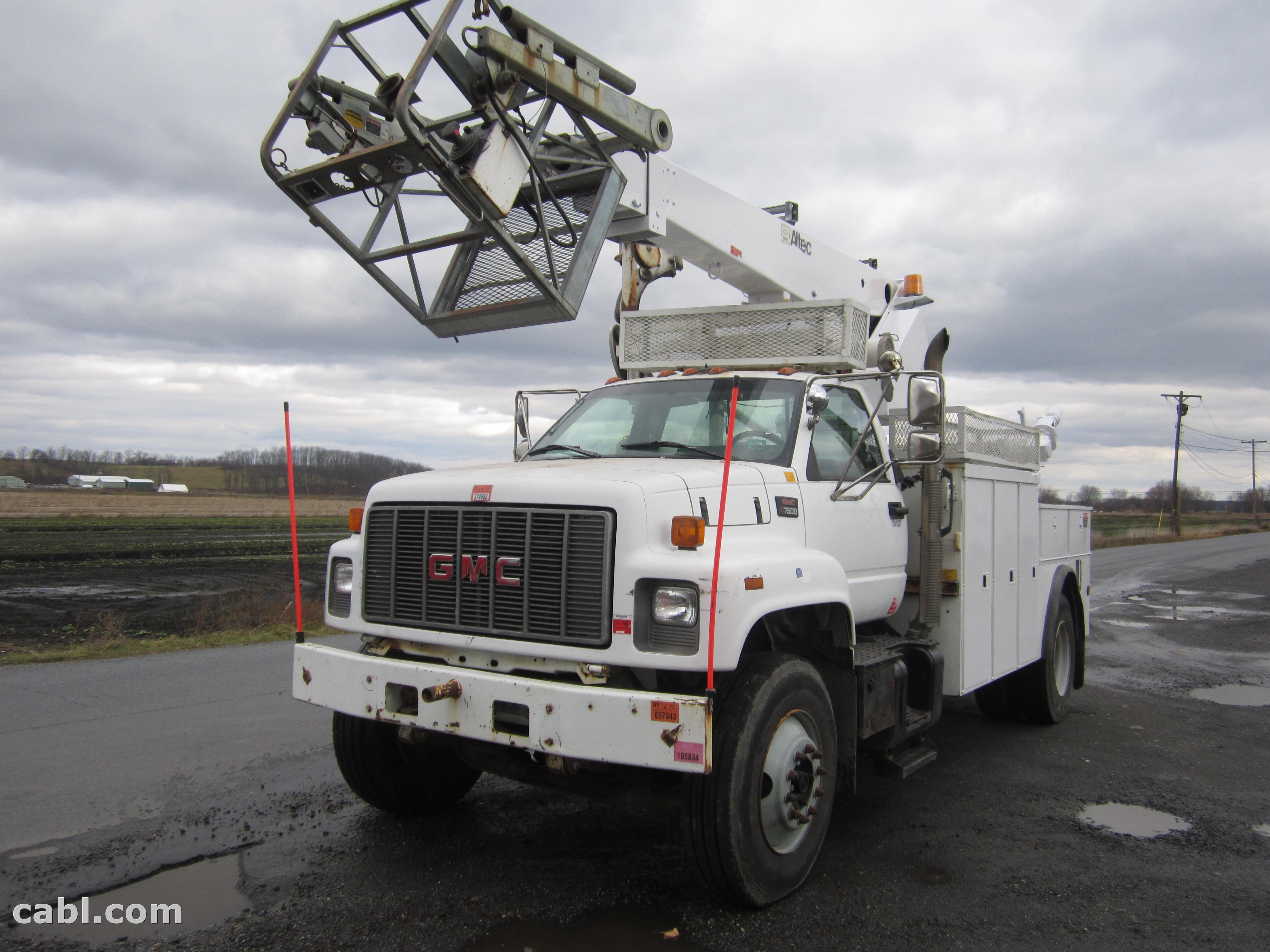 1997 GMC C7500 Bucket Truck with Altec Boom