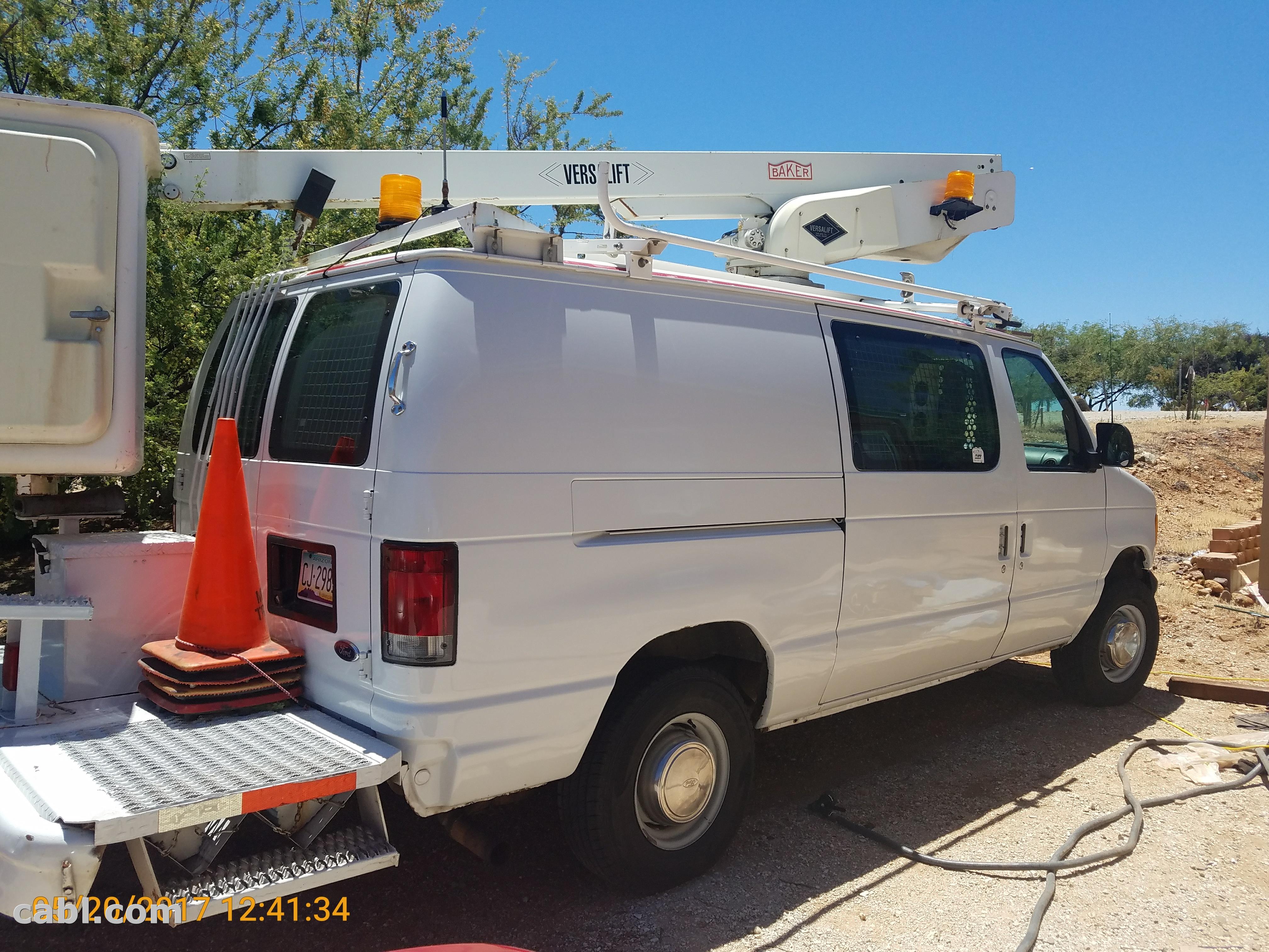 Excellent Condition 2000 Ford E350 Bucket Van