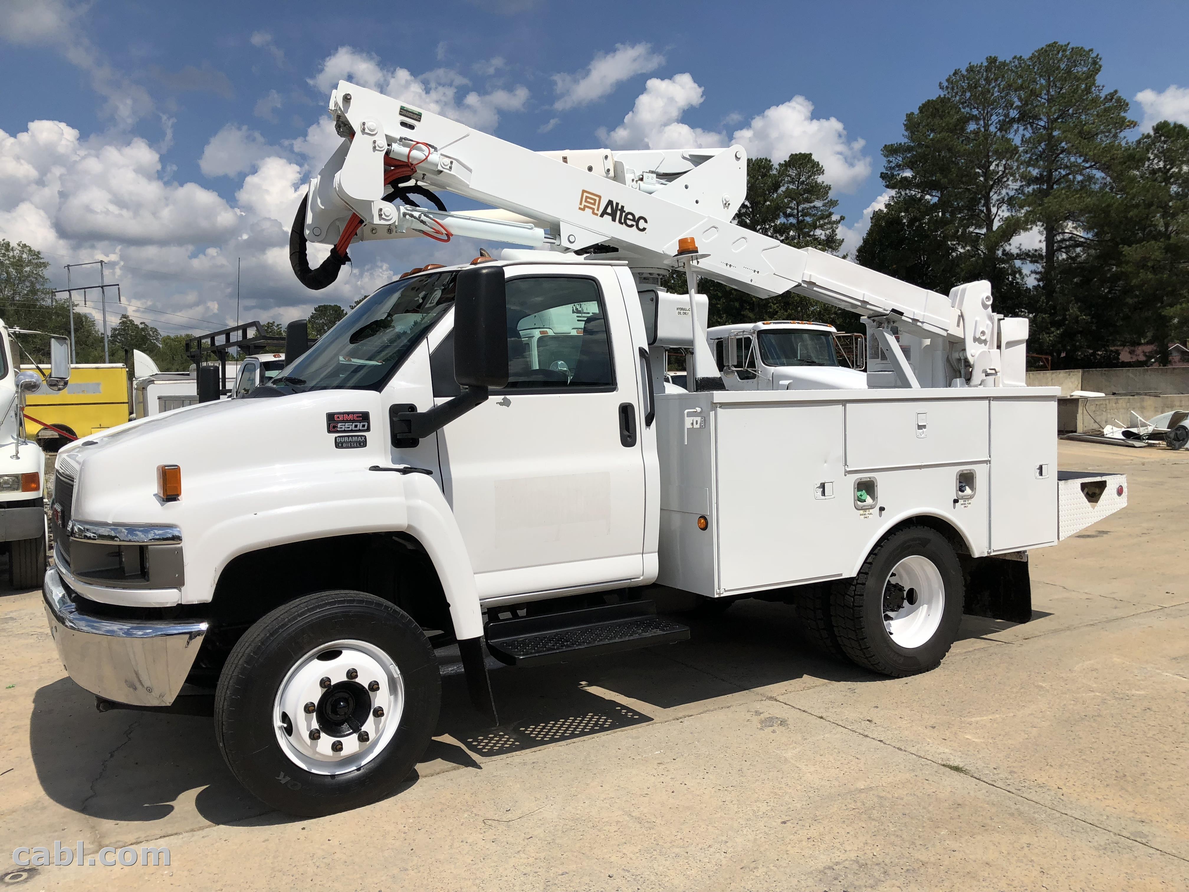 2007 GMC 5500 Altec AT37G Bucket Truck