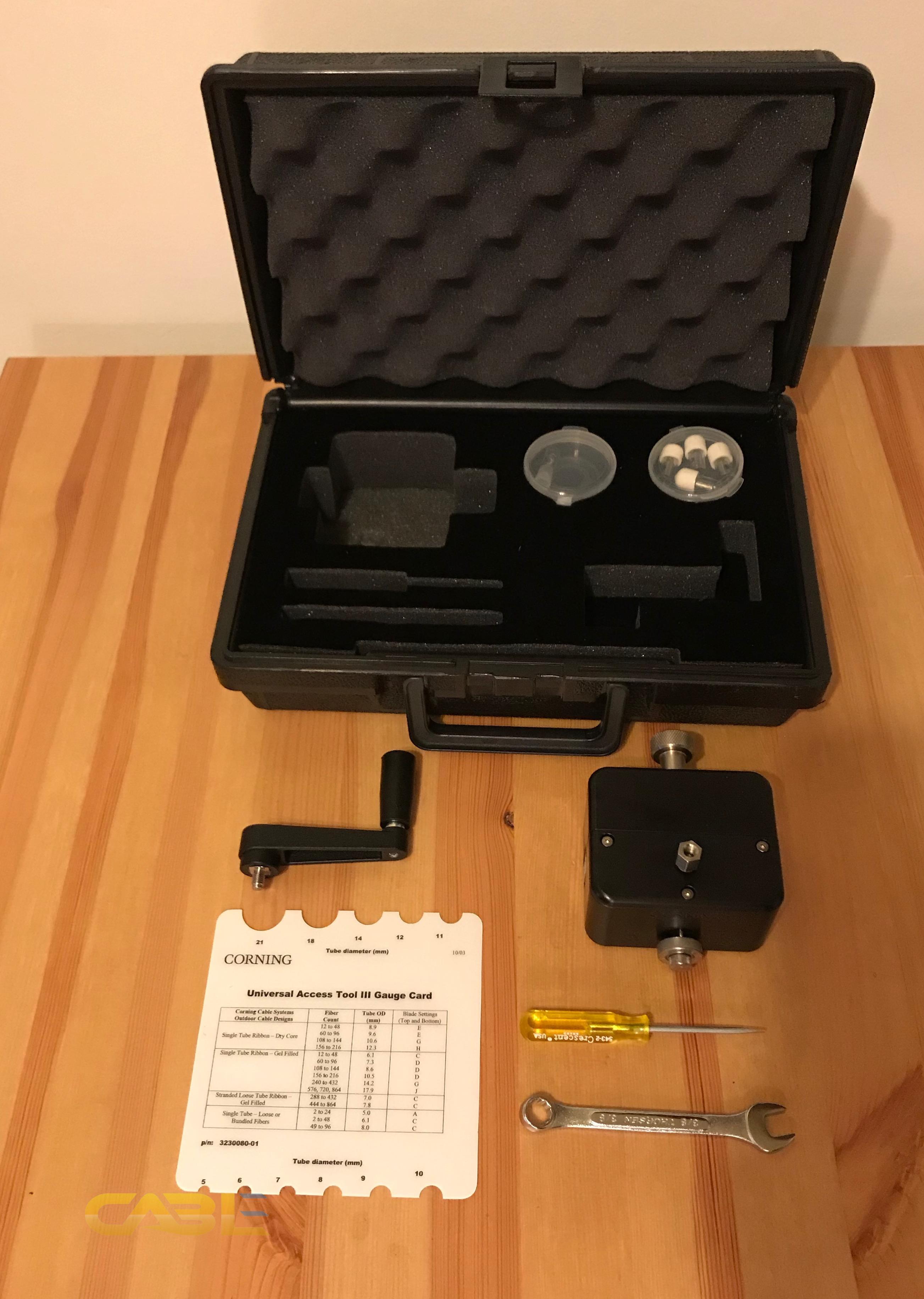 Corning Universal Fiber Access Tool UAT3000