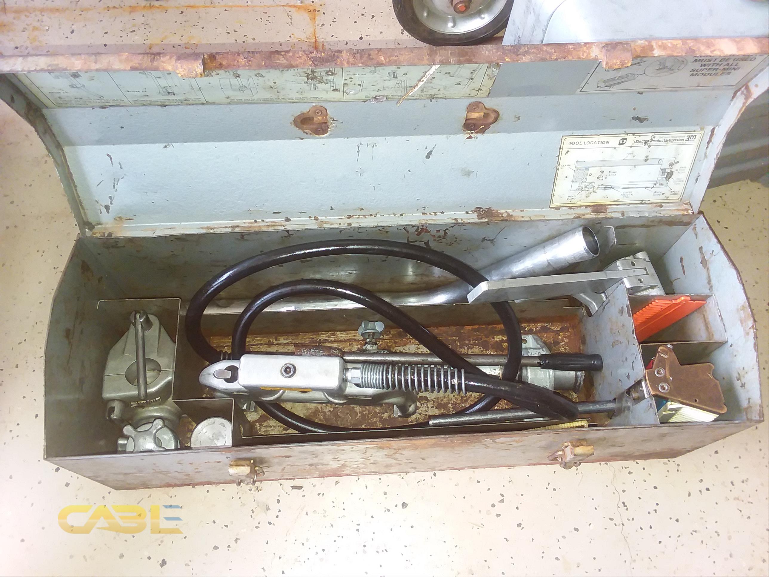 Pictures (Copper splicing and tech tools)