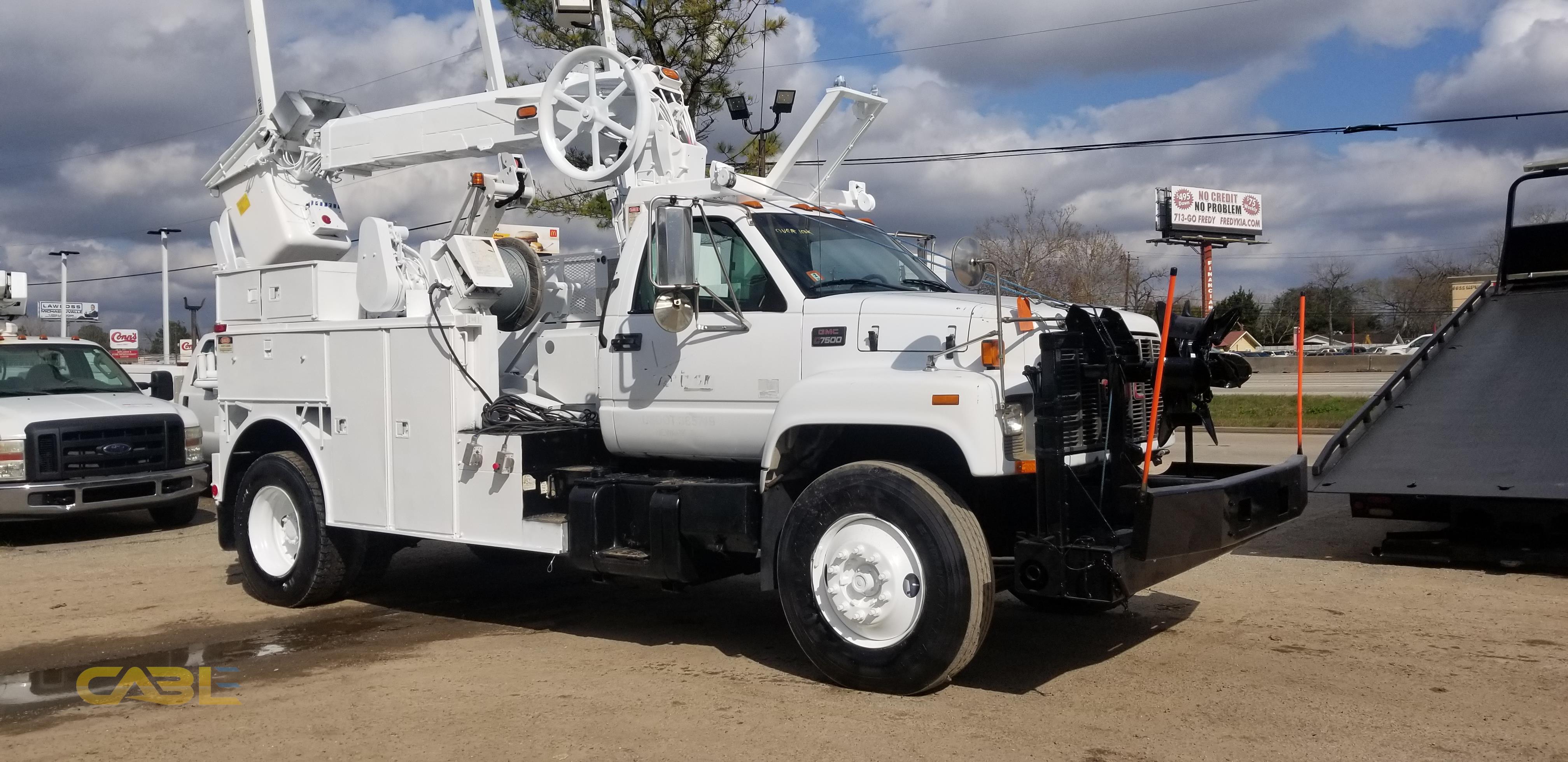 2000 GMC C7500 T40 LINE WORK BUCKET TRUCK
