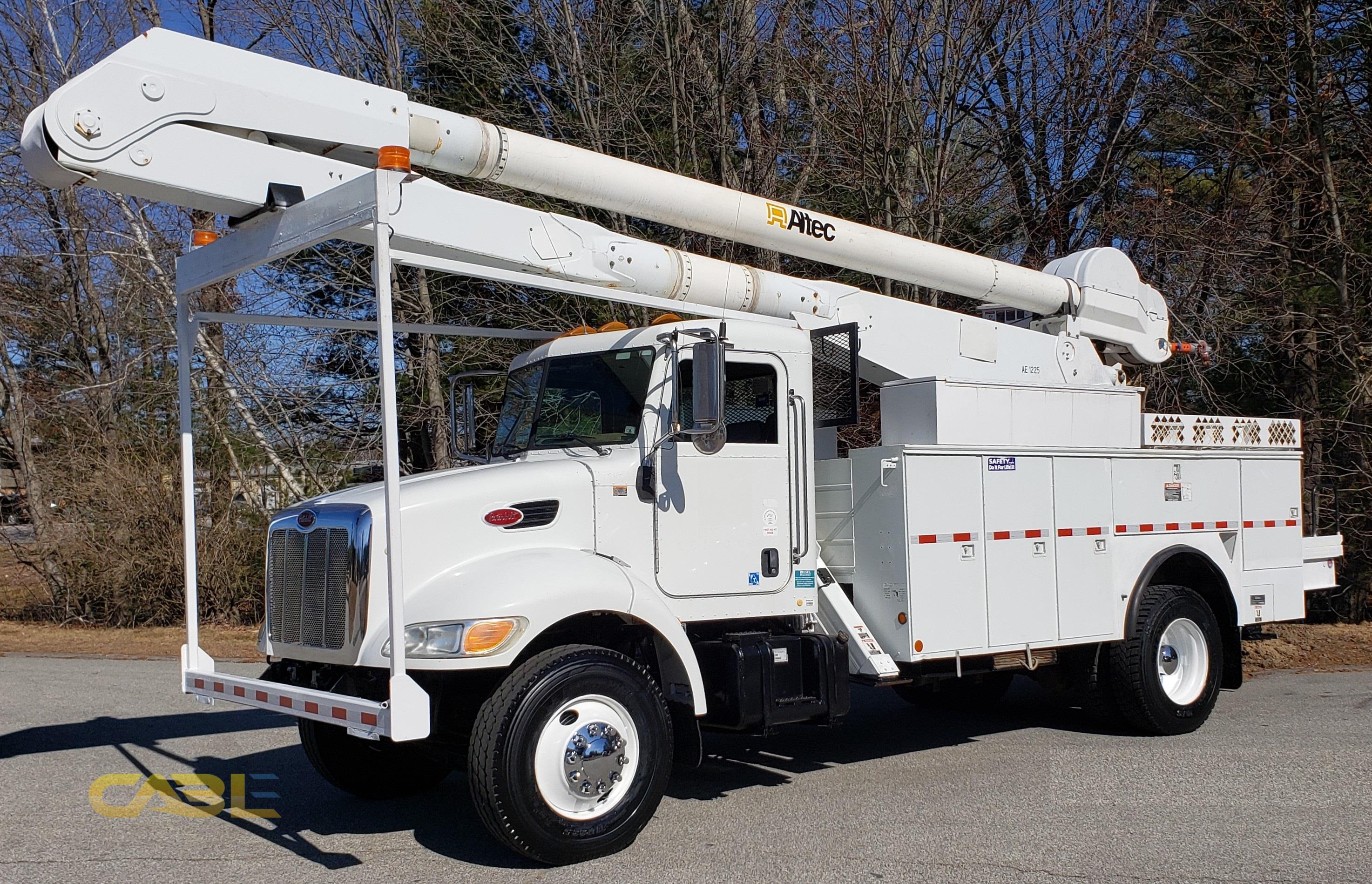 2007 PETERBILT 335 ALTEC 60 FT 2 MAN BUCKET