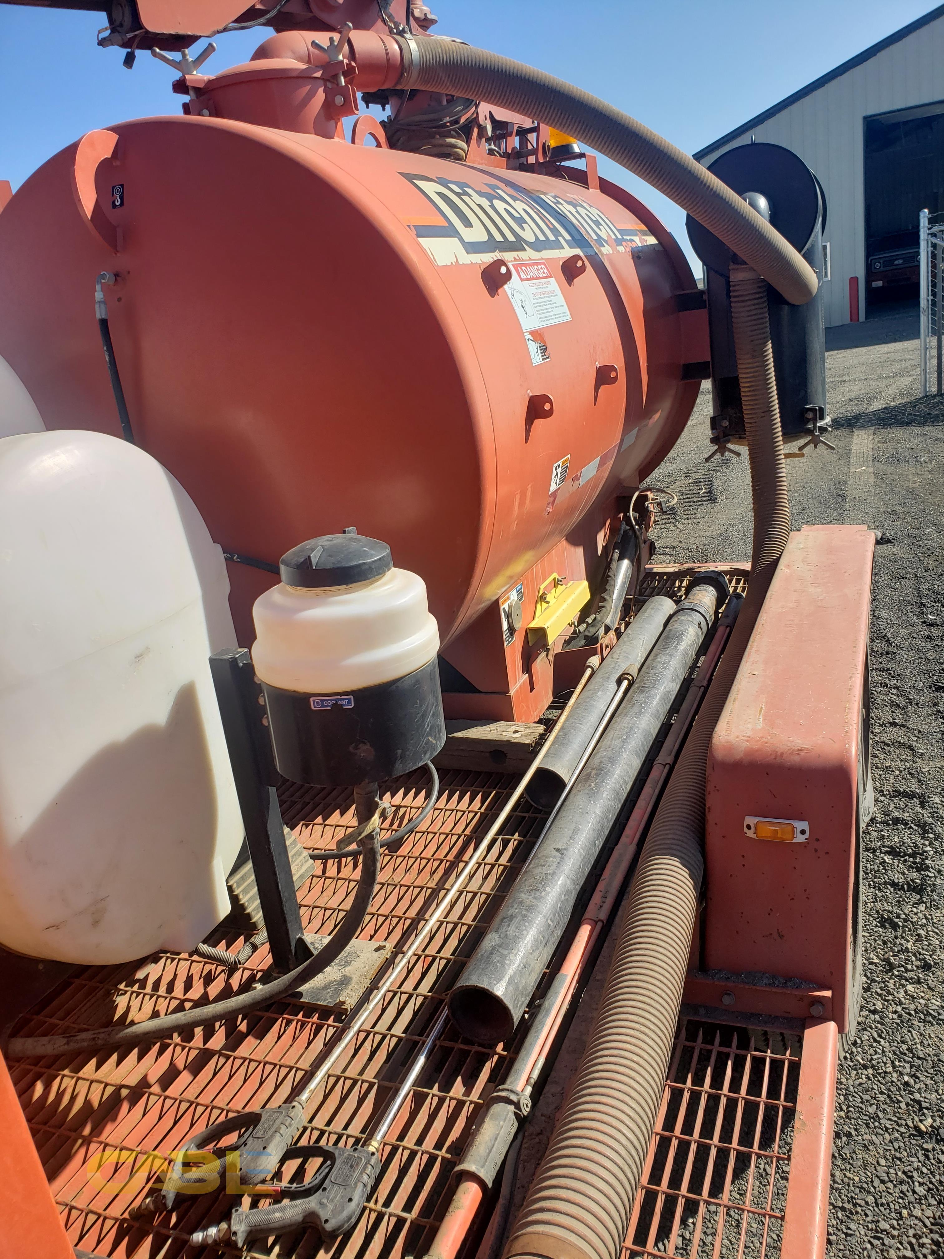 Pictures (2012 FX 60 Ditch Witch Hydrovac)