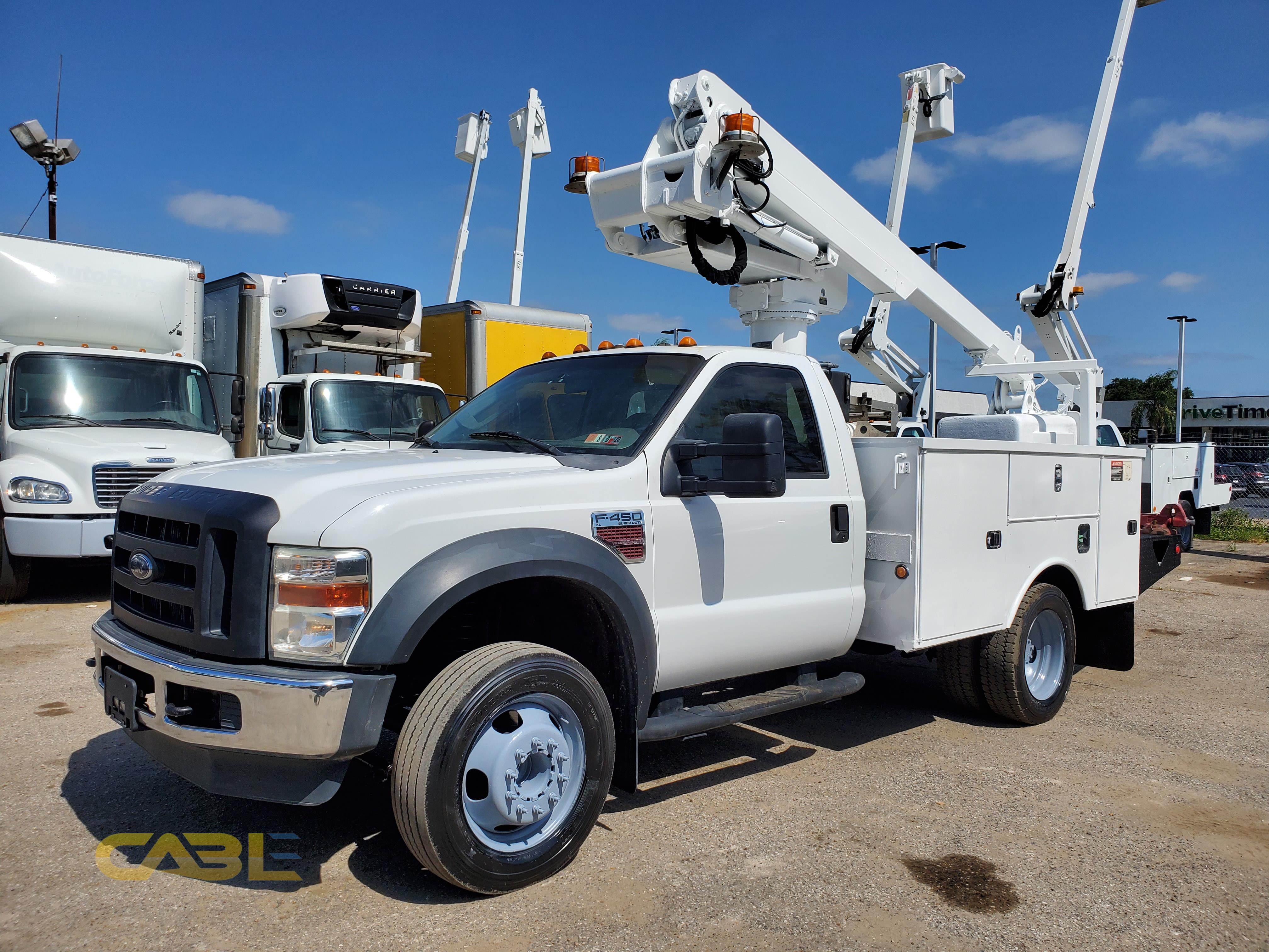 2009 Ford F450 bucket truck 43ft
